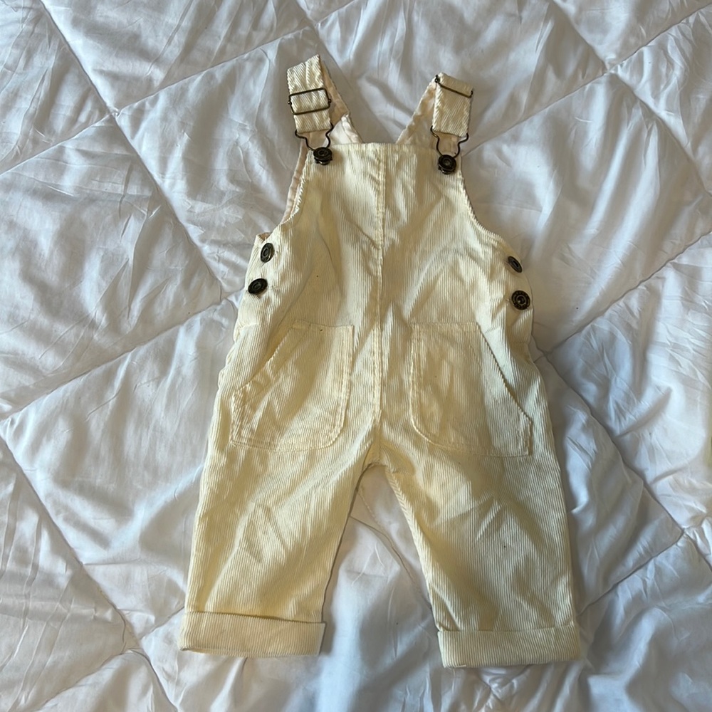 Baby cream colored overalls size:9 months